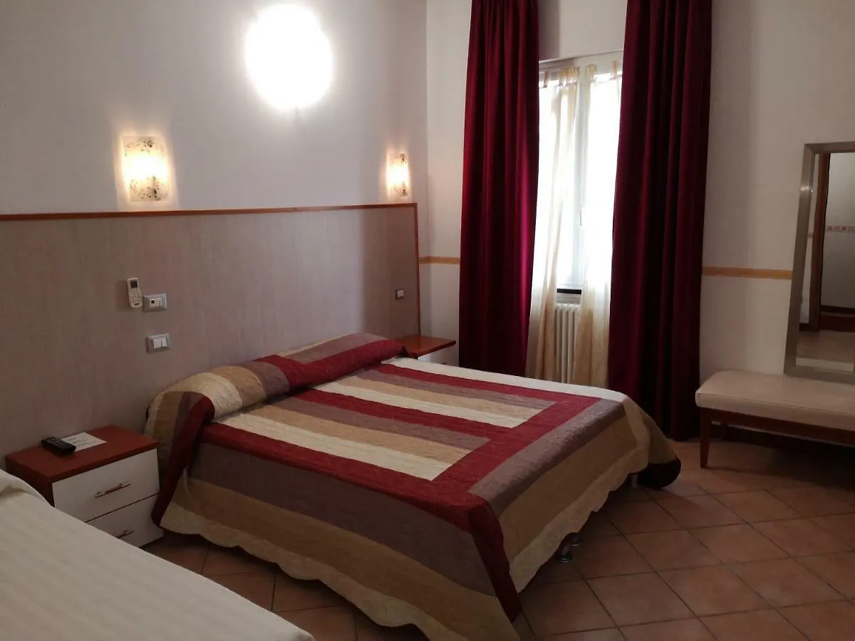 Ca' Del Sasso Pension Verona 0*,  Italië